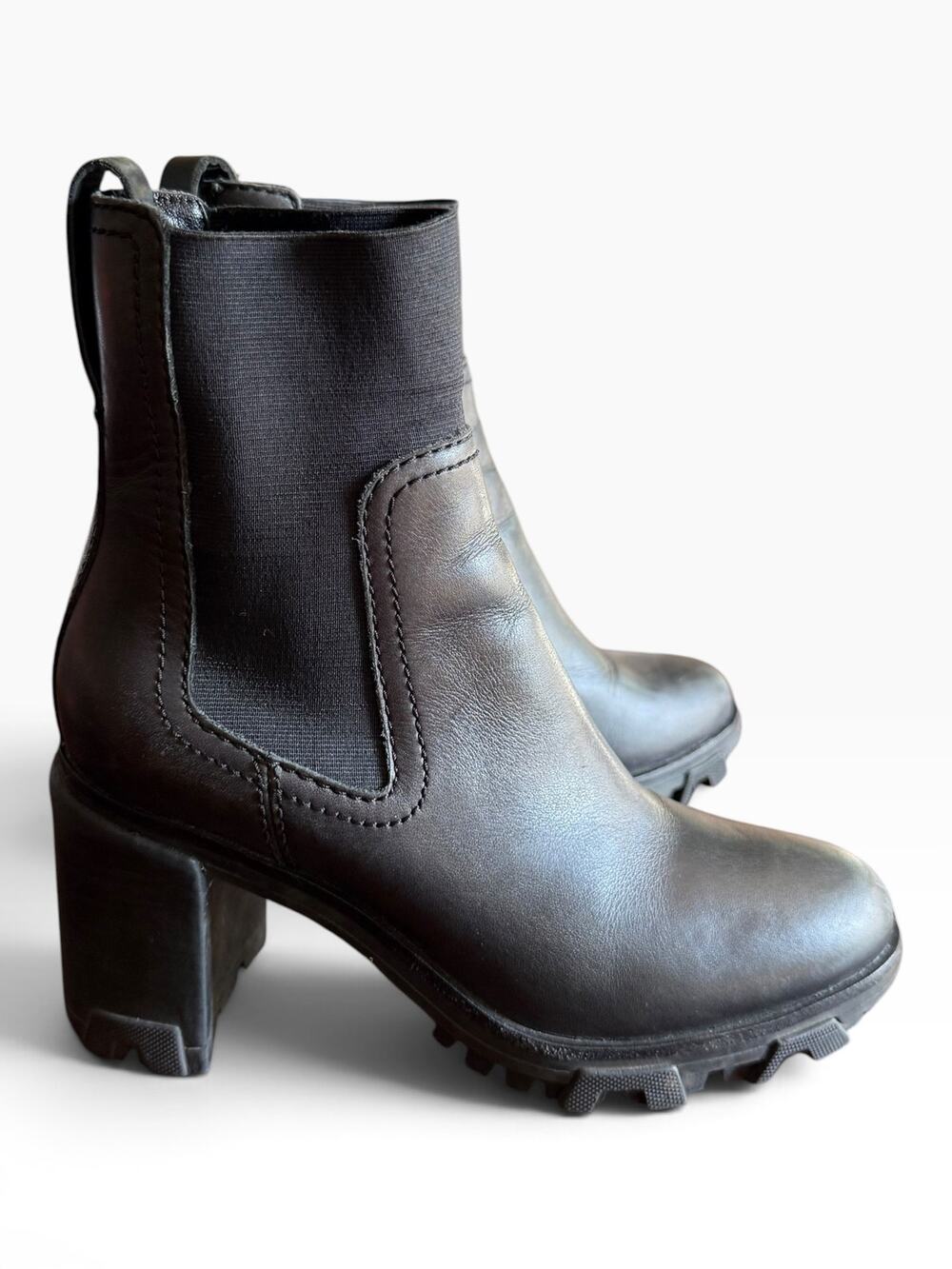 rag & bone Shiloh Black Leather Lug Sole Chelsea Boots Size 8